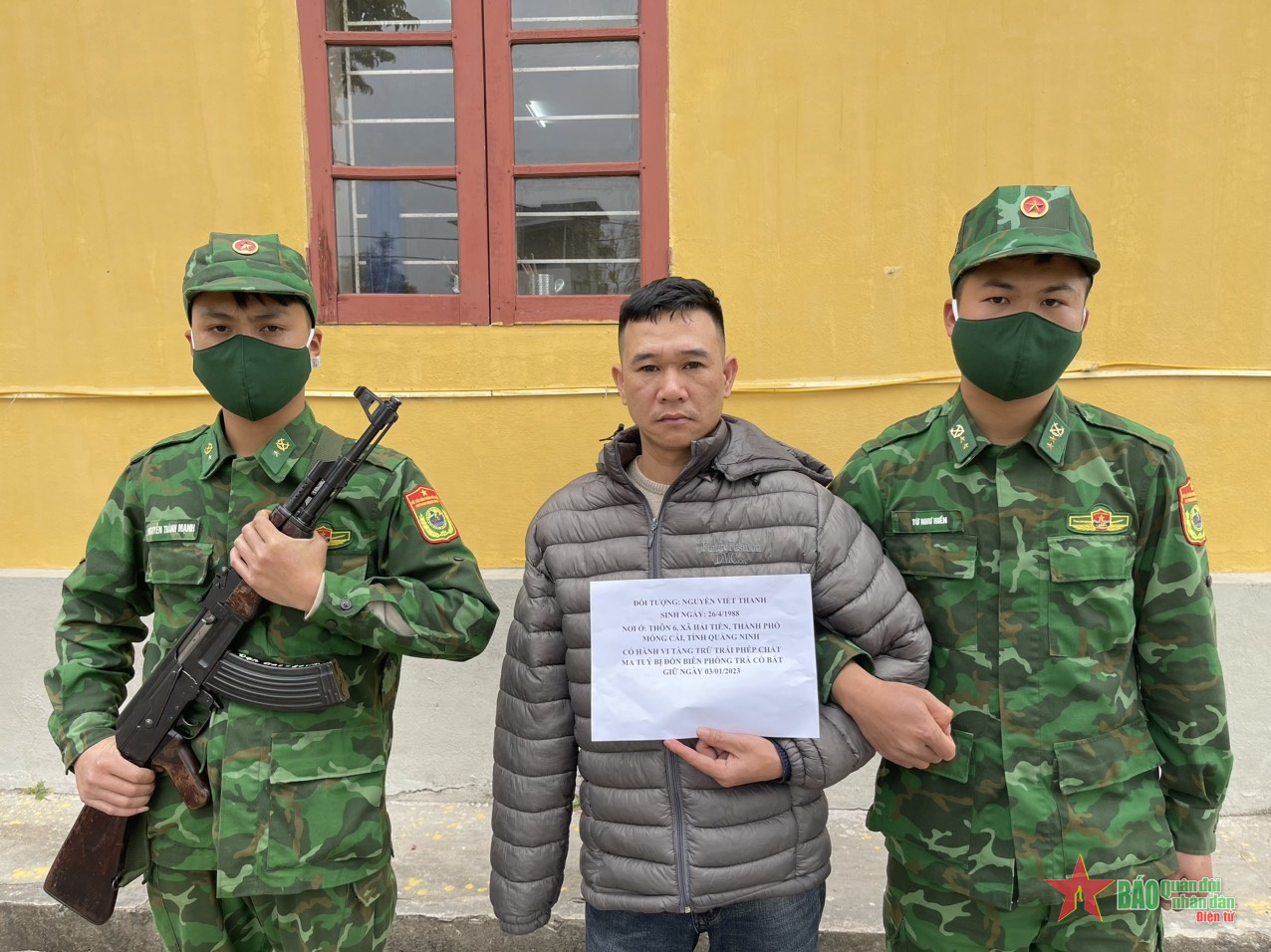 Bắt giữ đối tượng tàng trữ trái phép chất ma túy